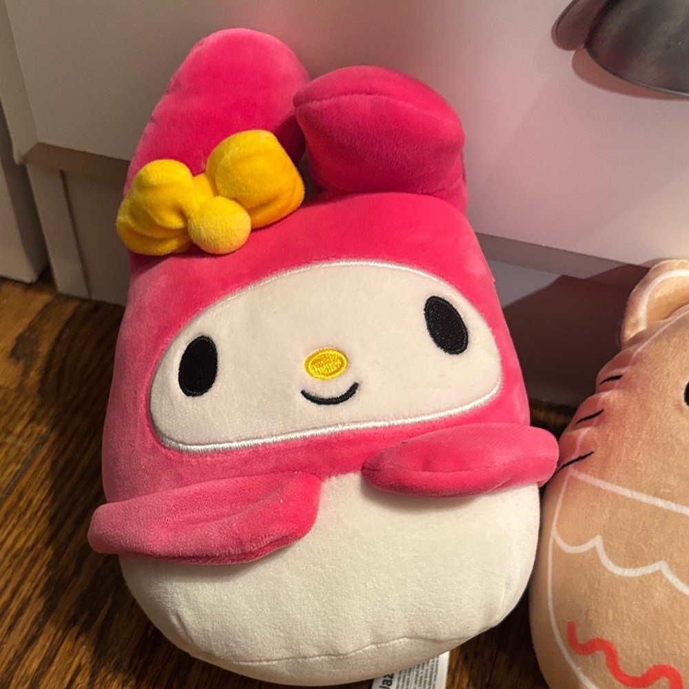 Sanrio 4 plushie squishmellow bundle